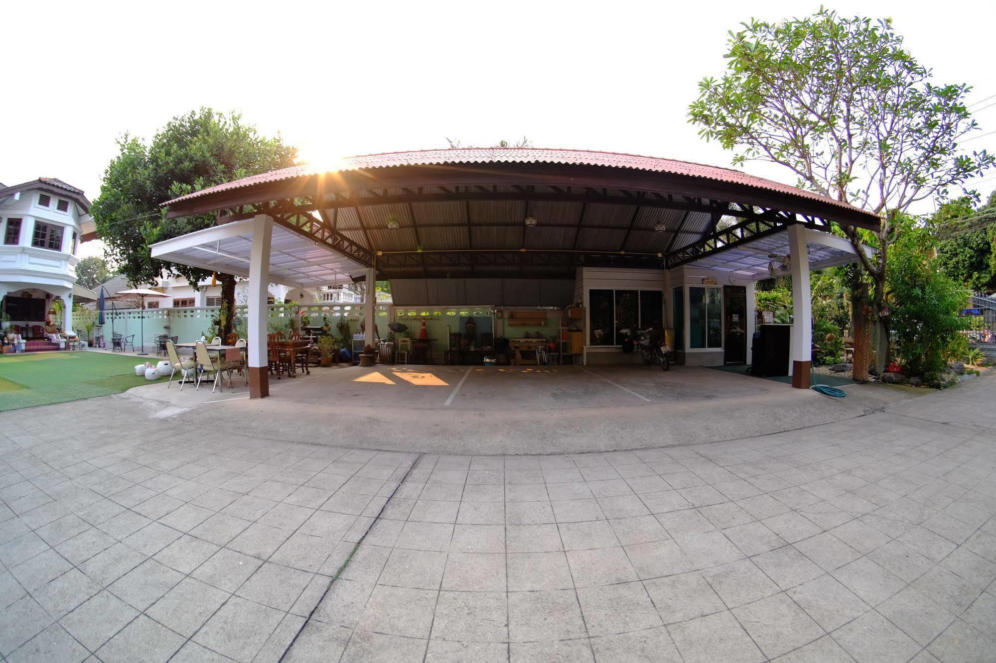 Baan Issara Boutique Hotel Nan Dış mekan fotoğraf